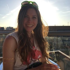 Meet your Posher, Leah